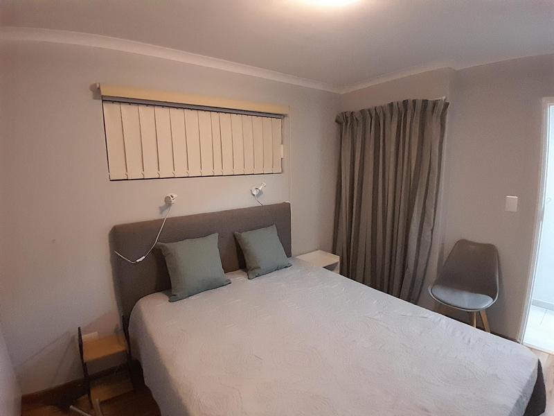 To Let 2 Bedroom Property for Rent in Sea Point Western Cape